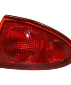 Tail Light halogen right side for 2003-2005 Chevrolet Cavalier Base,LS,LS Sport