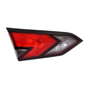 New Tail Light NI2802121 halogen left side for 2020-2021 Nissan Versa