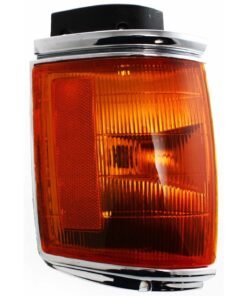 Corner Light amber lens left side for 87-88 Toyota Pickup DLX,SR5,SR5 Turbo RWD