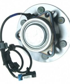 Moog 515071 Front Wheel Hub left right side for 05-06 GMC Sierra 1500 SLE RWD