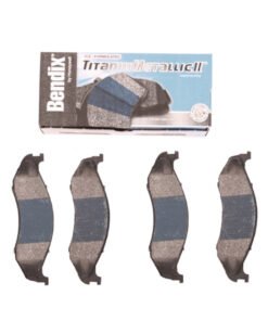 Omix Frt Brake Pads 90-01 Cherokee(XJ) ZJ GrandCherokee